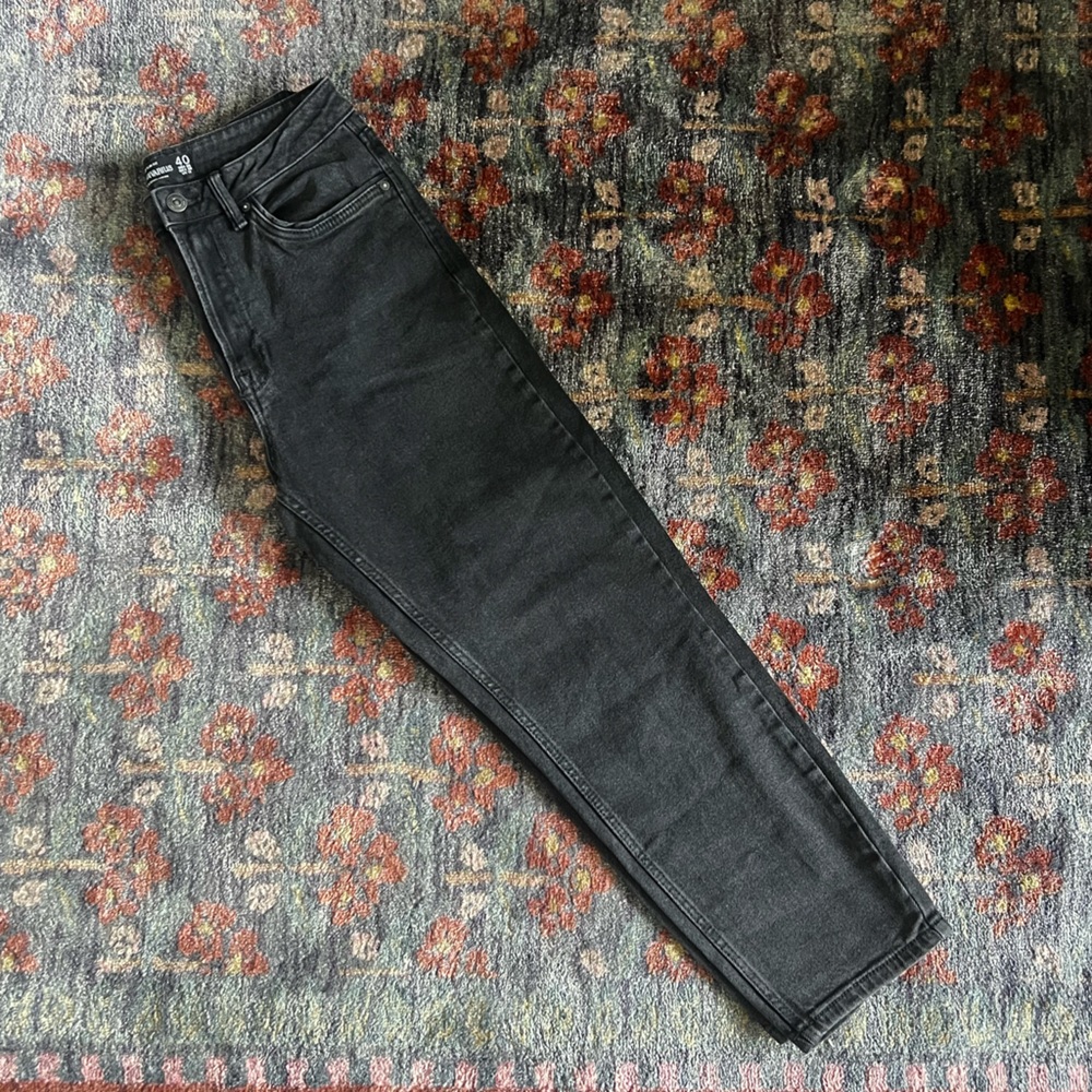 Stradivarius Slim Fit Mom Jeans - Black
